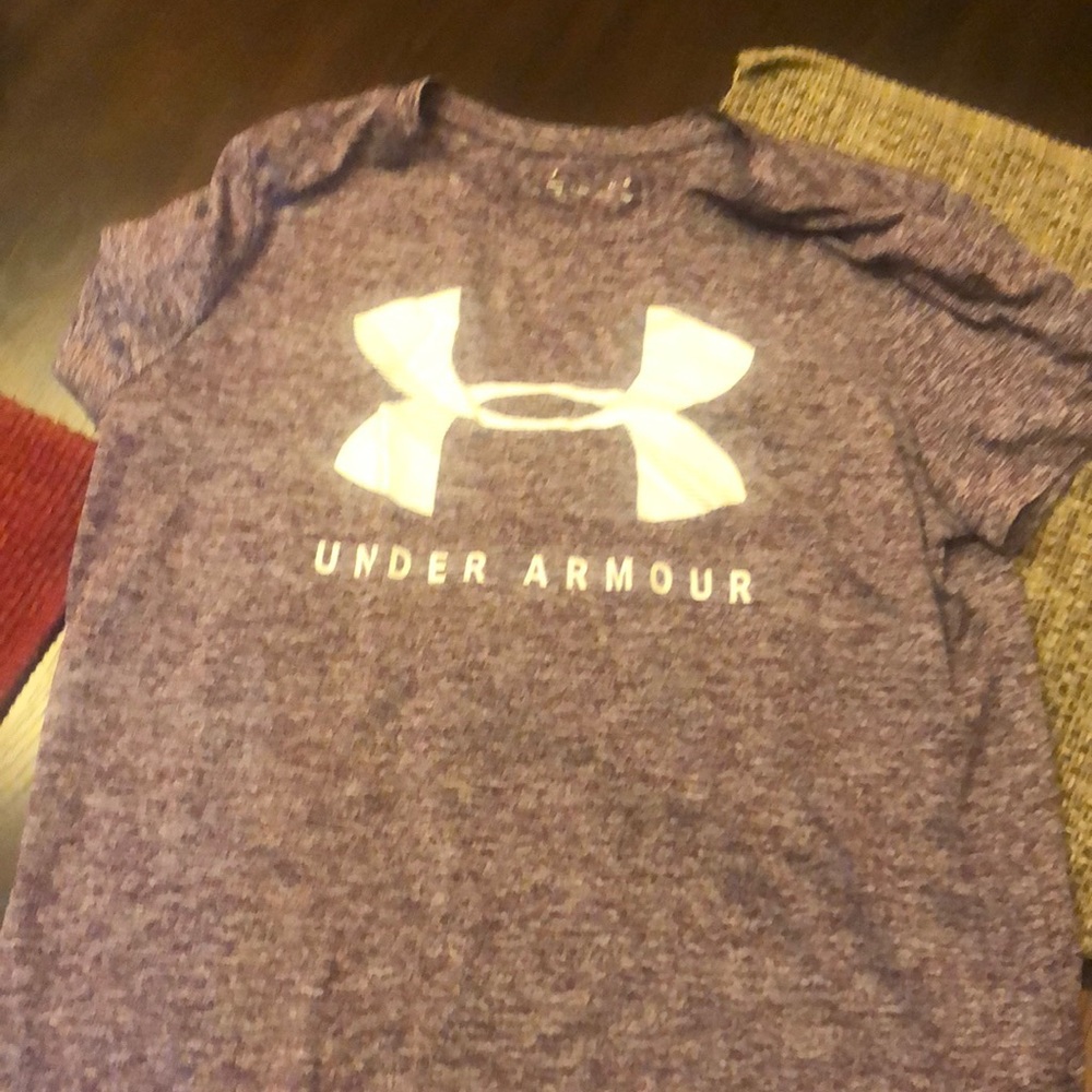 Under armour tee
